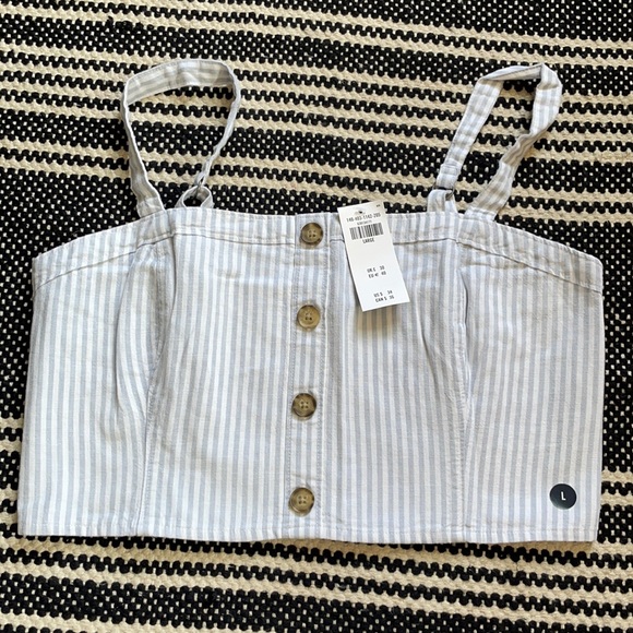 NWT! Abercrombie Striped Crop Top - Picture 2 of 4